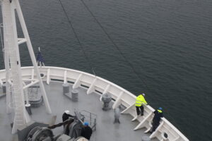 Cadets and Crew lifting Anchor