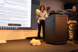 AED demestration